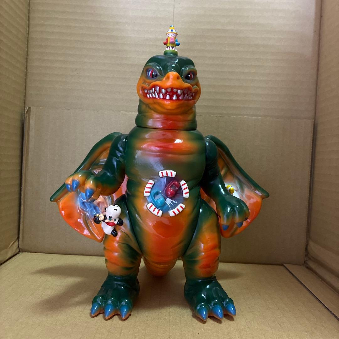 kaminaritoy 遊園地怪獣　ソフビ