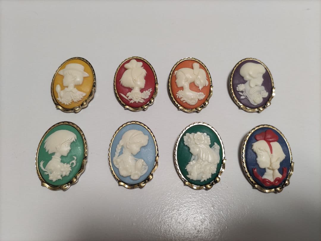 スタジオジブリ カメオスタイルブローチ8個セット