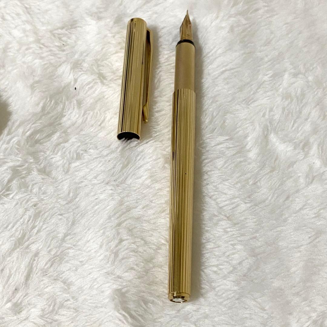 極美品　モンブランMONTBLANC ノブレス　ゴールド　万年筆　585 EF