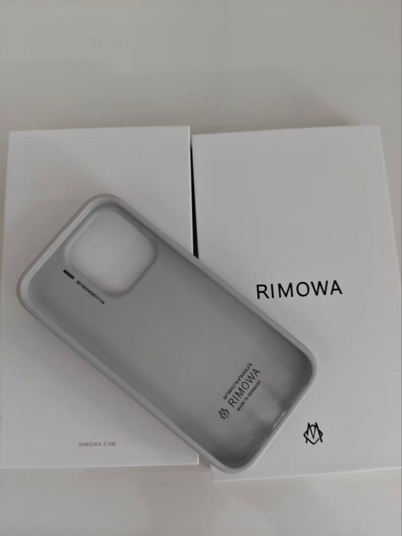 RIMOWA ストライプデザイン iPhone14proケース