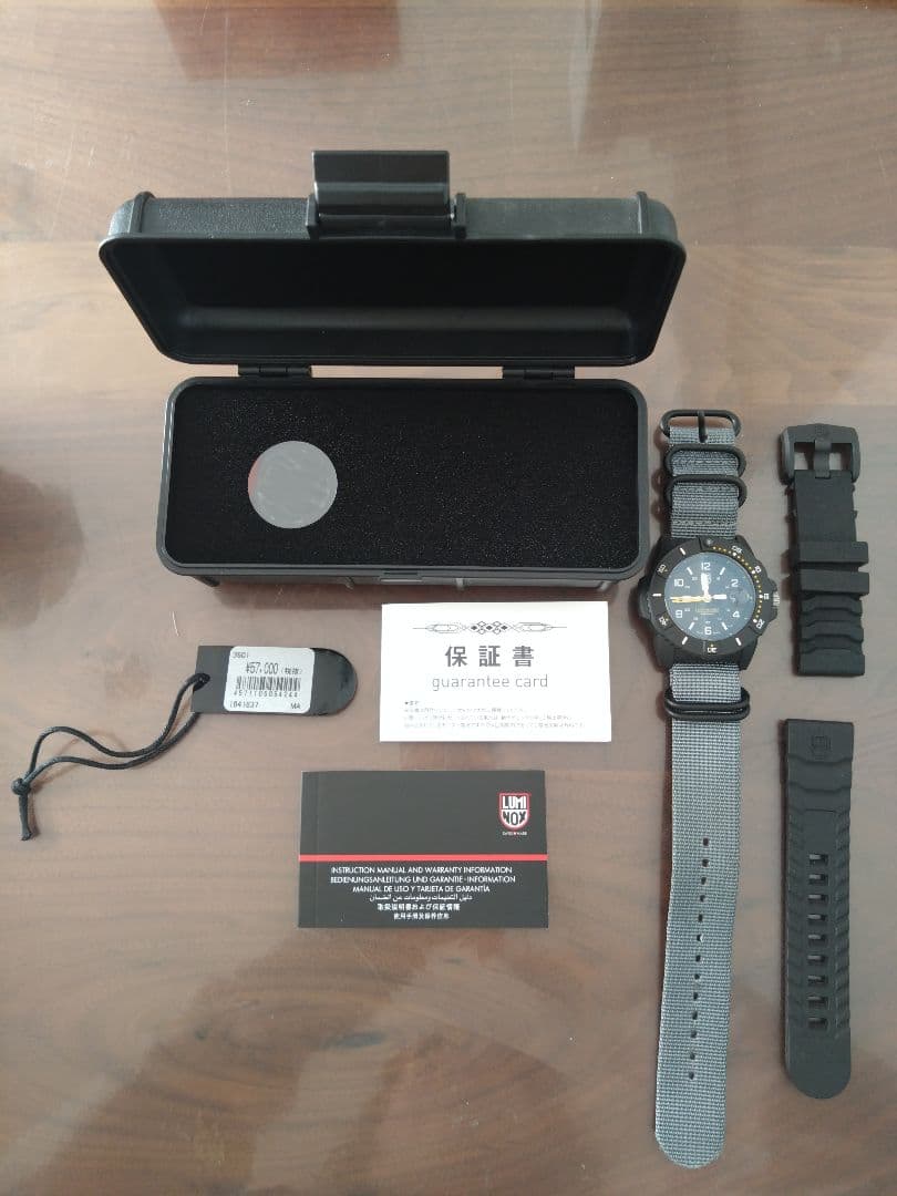 時計 LUMINOX