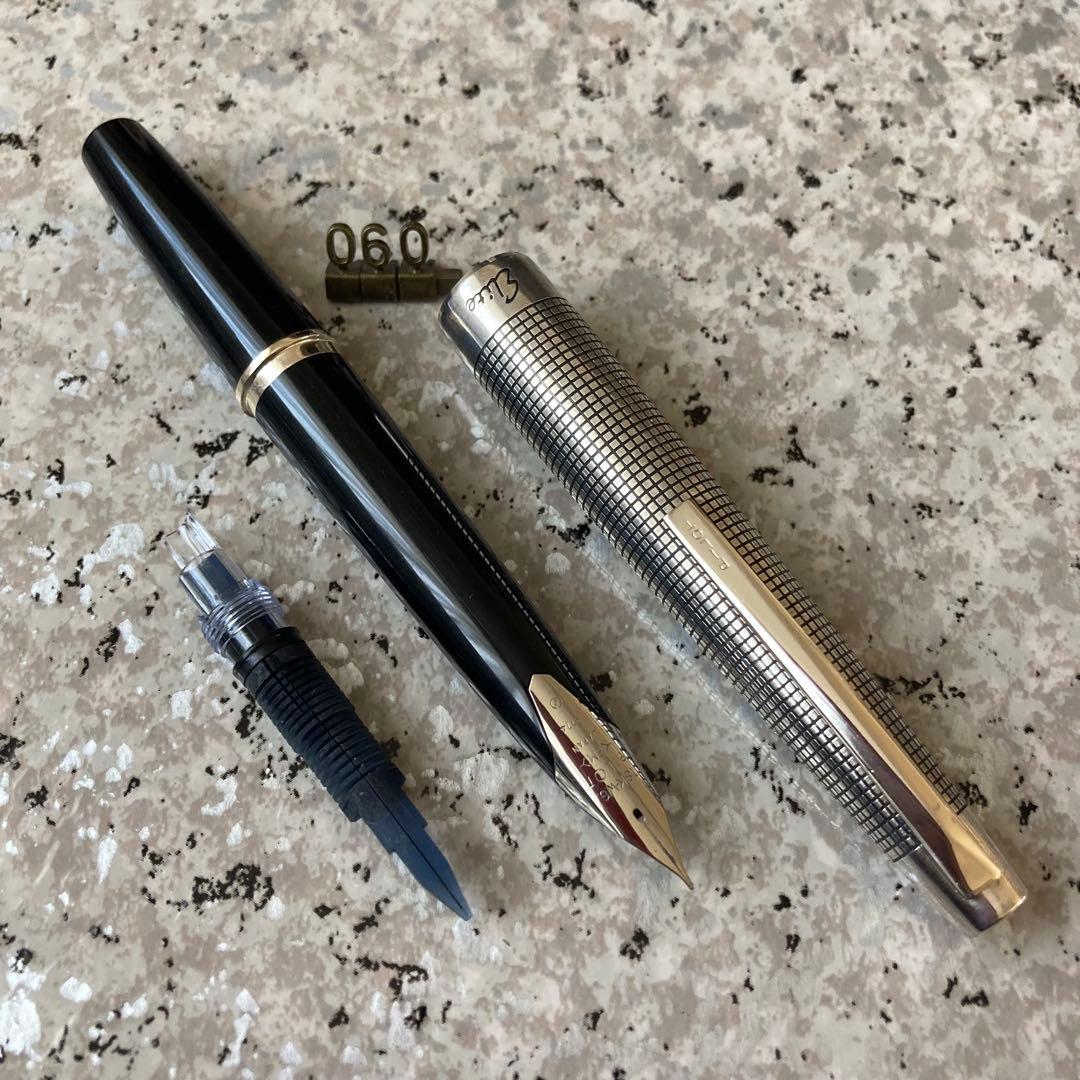 #060 オーバーホール済み 万年筆 PILOT Elite 18k WG