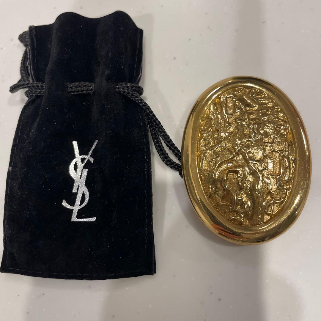 Yves Saint Laurent イヴ•サンローラン ブローチ フランス製