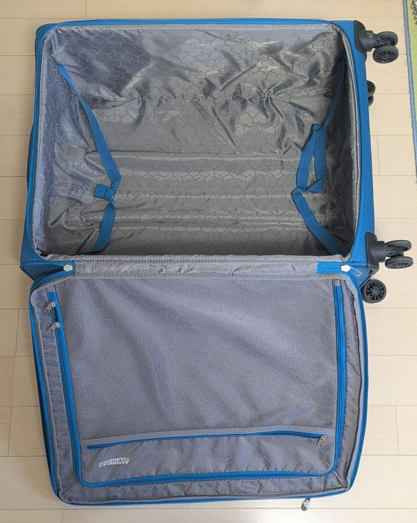 Y*i様 AMERICAN TOURISTER スーツケース