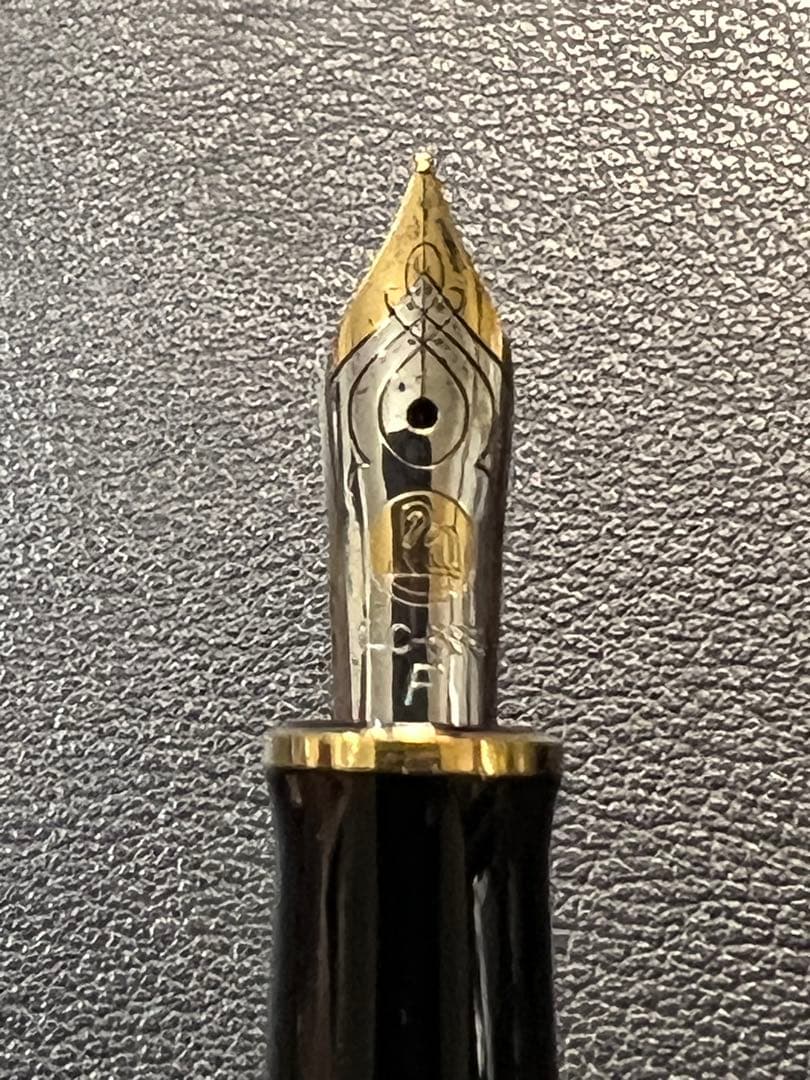 ペリカン スーベレーン M400 Fニブ