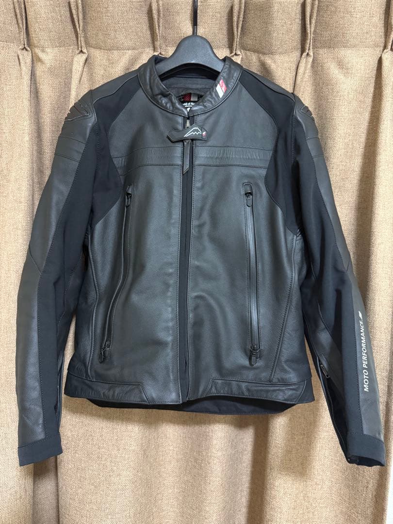 クシタニ　レザージャケット・ライダース