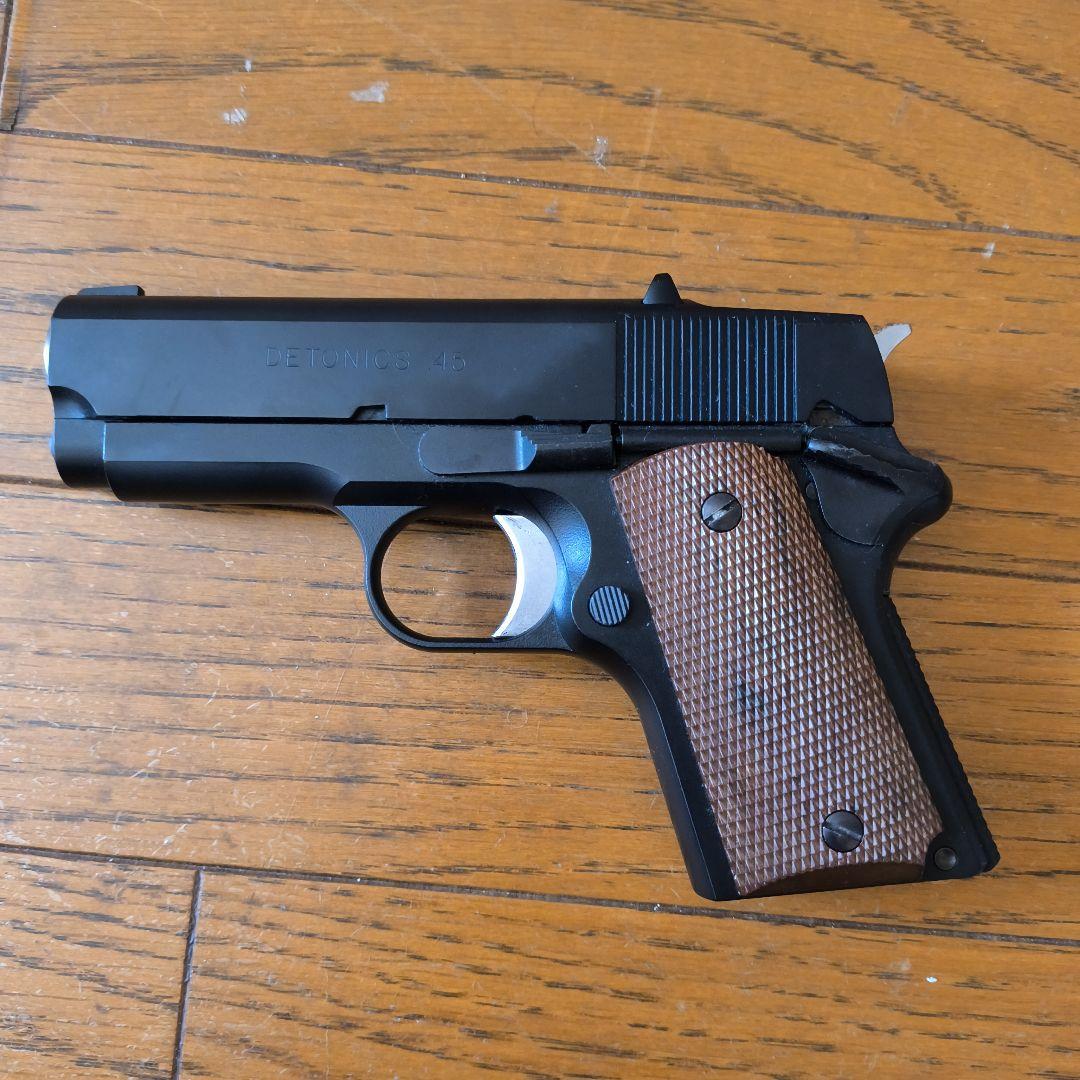 デトニクス４５ マガジン３本 ガンケース付き