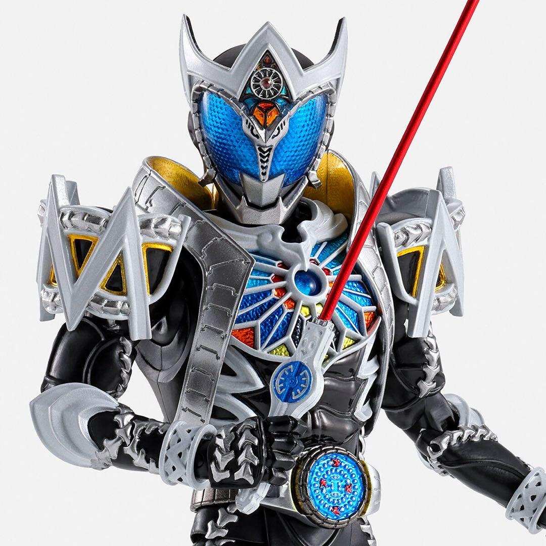 真骨彫仮面ライダーサガ