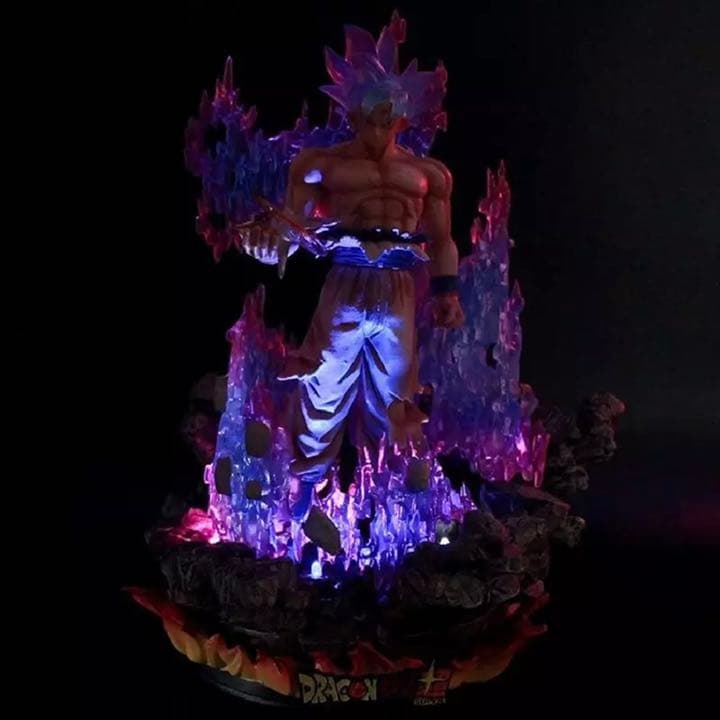 《激レア》ドラゴンボール　孫悟空　身勝手の極意　LED発光　兆　極　フィギュア