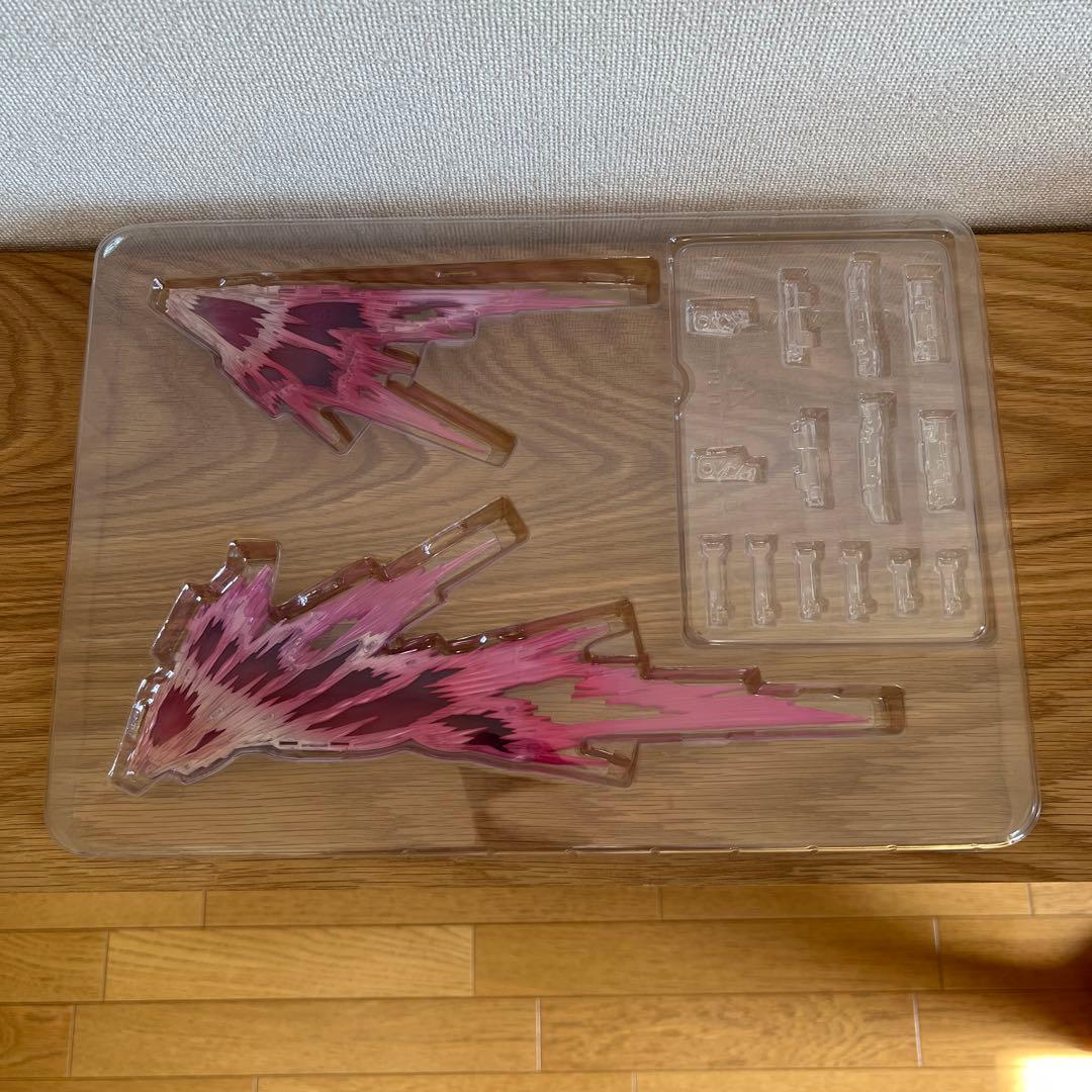 メタルビルド　デスティニーガンダム　2024