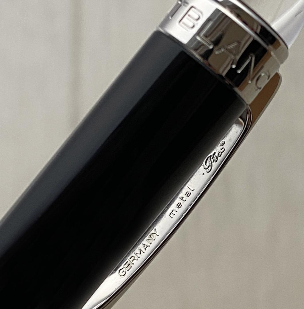 未使用に近い モンブラン スターウォーカー ブラックレジン プラチナ ボールペン