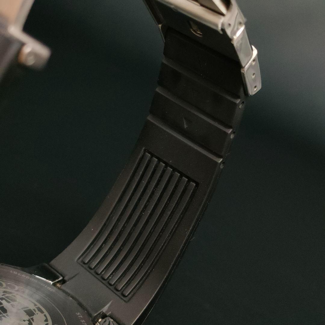 美品【稼働品】CITIZEN　シチズン　ブラック　レッド　シルバー　ソーラー