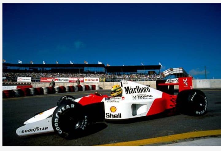オートアート 1/18 F1 マクラーレン MP4/6 Aセナ Marlboro