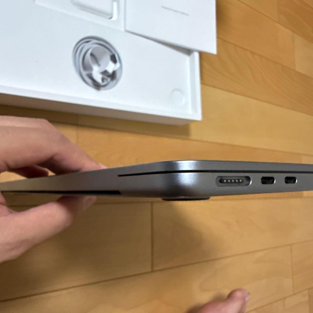 【美品】MacBook Air M2 スペースグレイ バッテリ容量100%