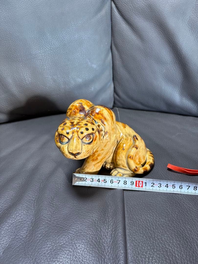動物　置物