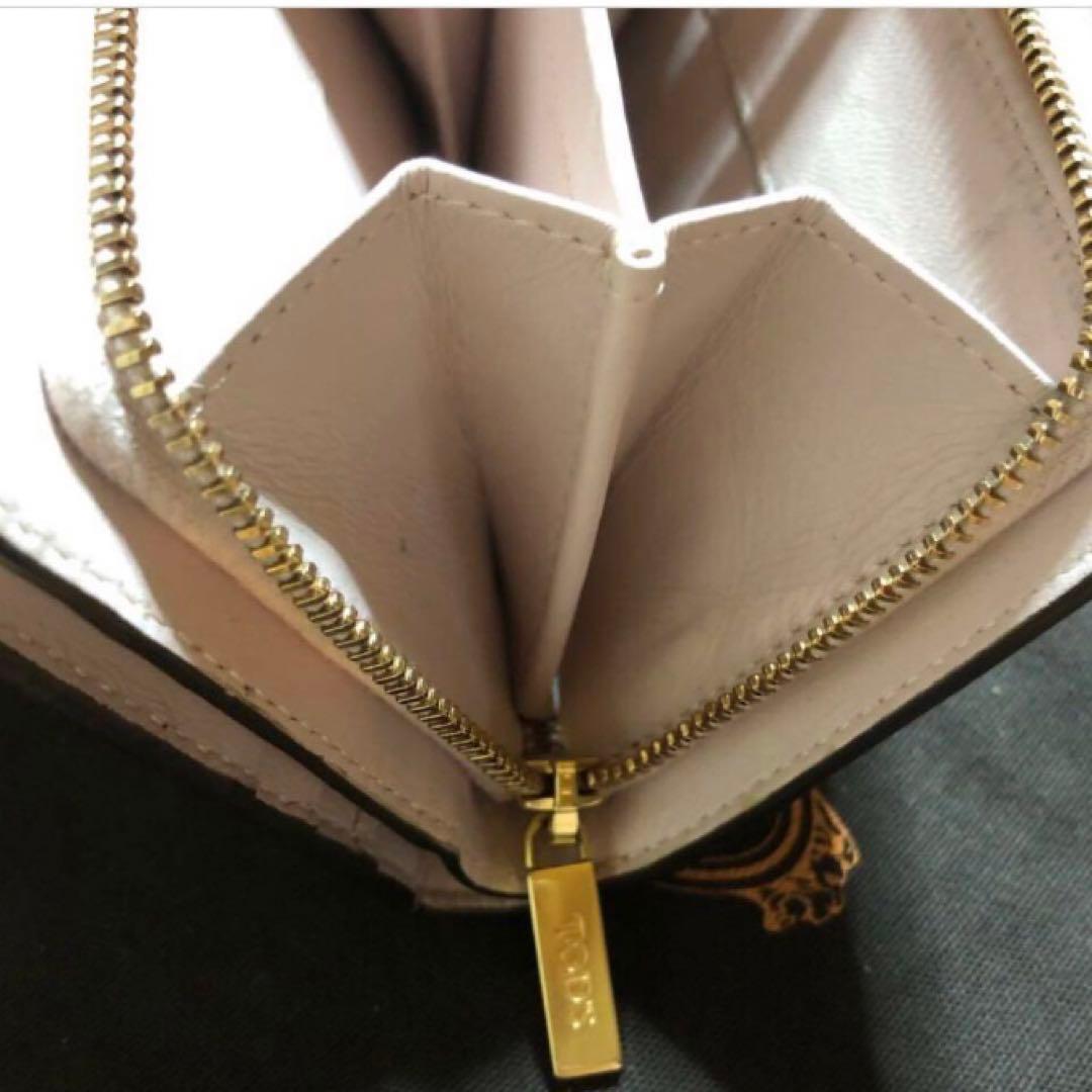 TOD'S 二つ折り財布 ライトピンク