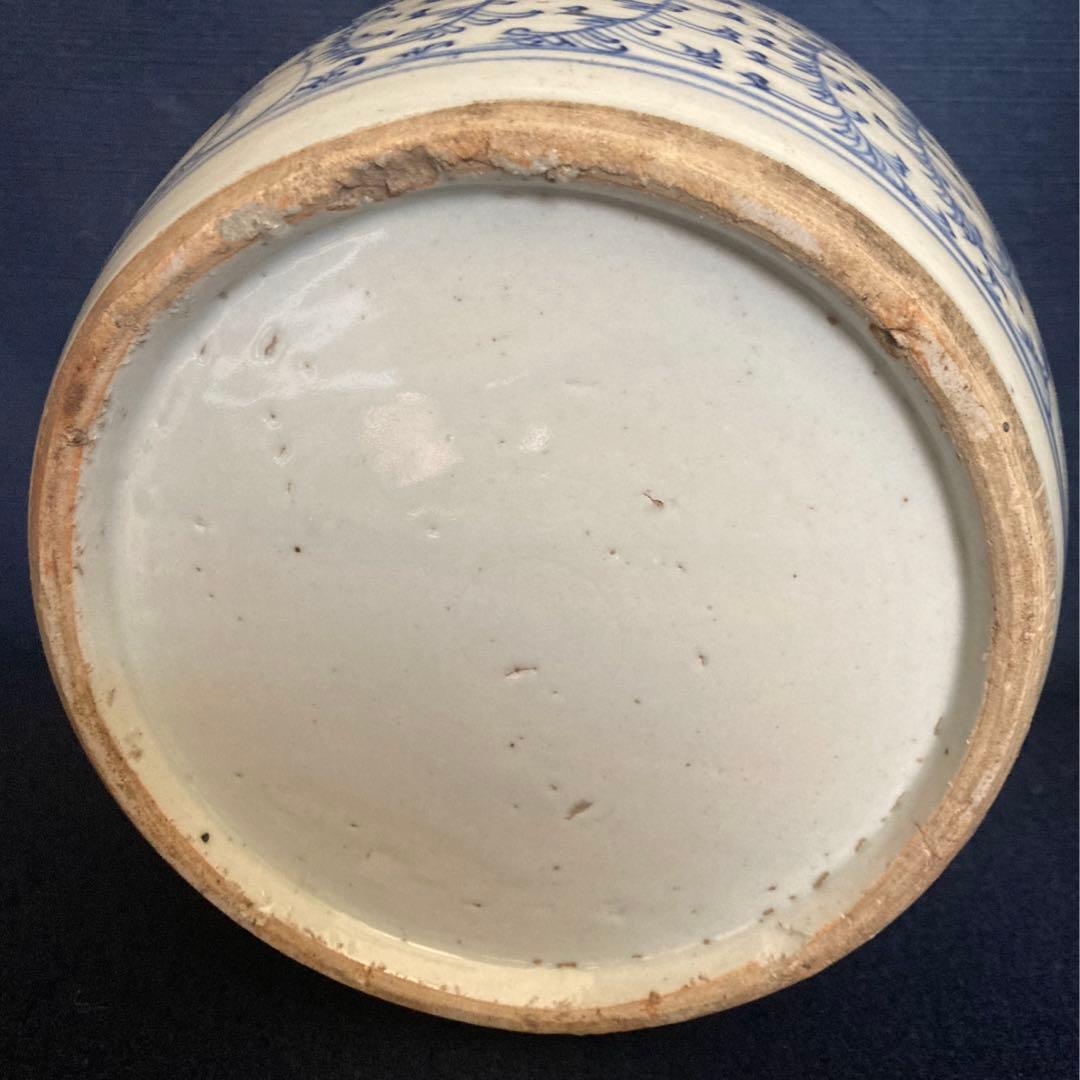 清代　青花漢詩唐草文茶壷