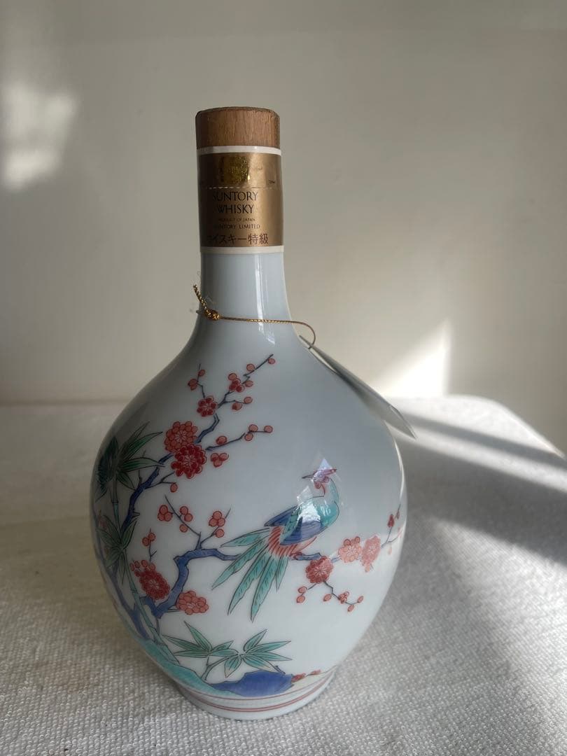 サントリー エクセレンス 有田焼ボトル 720ml 43%