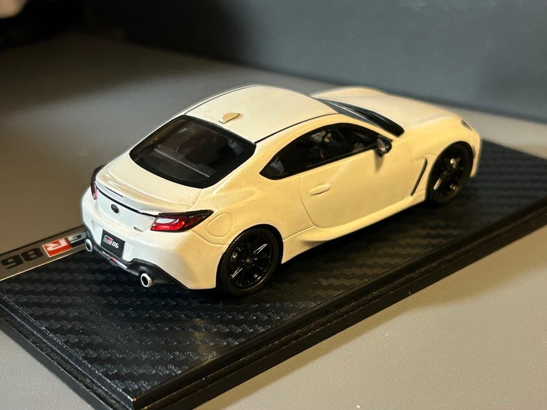 【GR公式品】1/43 Spark トヨタ GR86 クリスタルホワイトパール