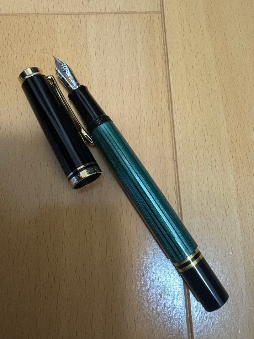 Pelikan（ペリカン）万年筆 スーベレーン M300 緑縞EFニブ