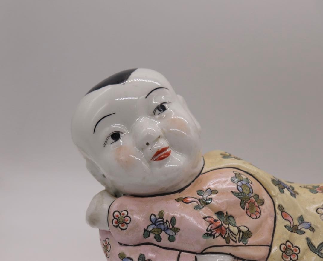 中国　粉彩赤ちゃん型枕　大清同治年製銘　送料込み0426
