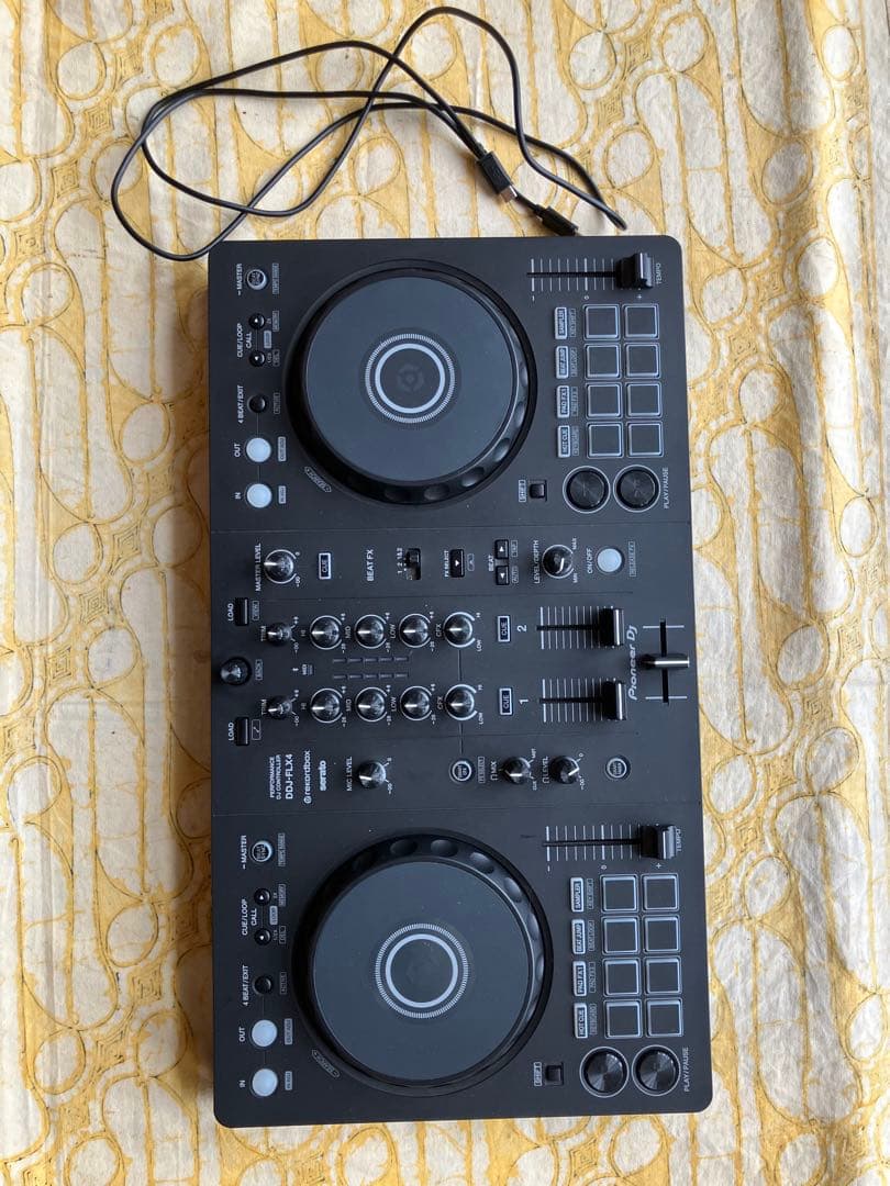 Pioneer DJ DDJ-FLX4 コントローラー 本体