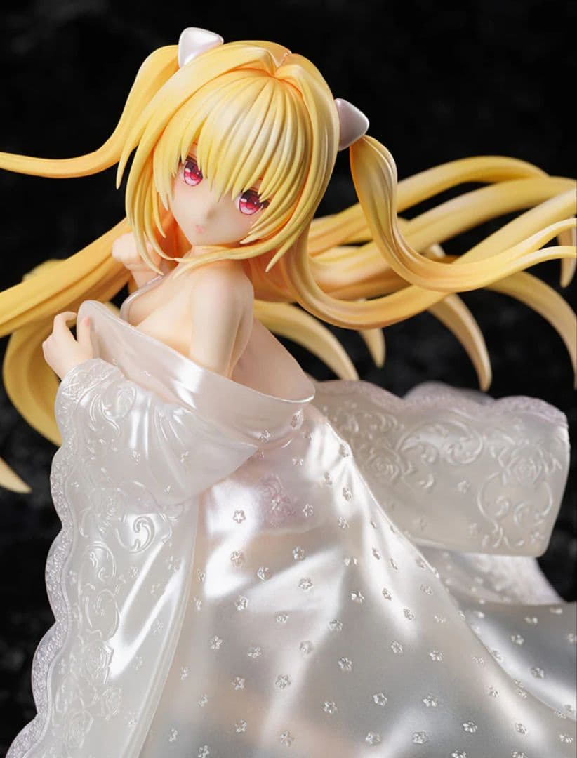 金色の闇 -白無垢- 1/7スケールフィギュアF:NEX限定・完全受注生産