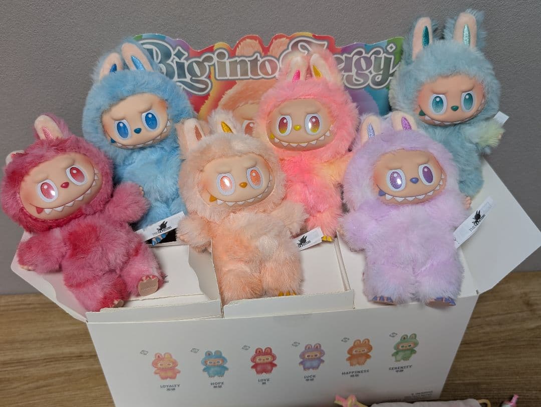 POPMART　ラブブ　Energyシリーズ　アソート