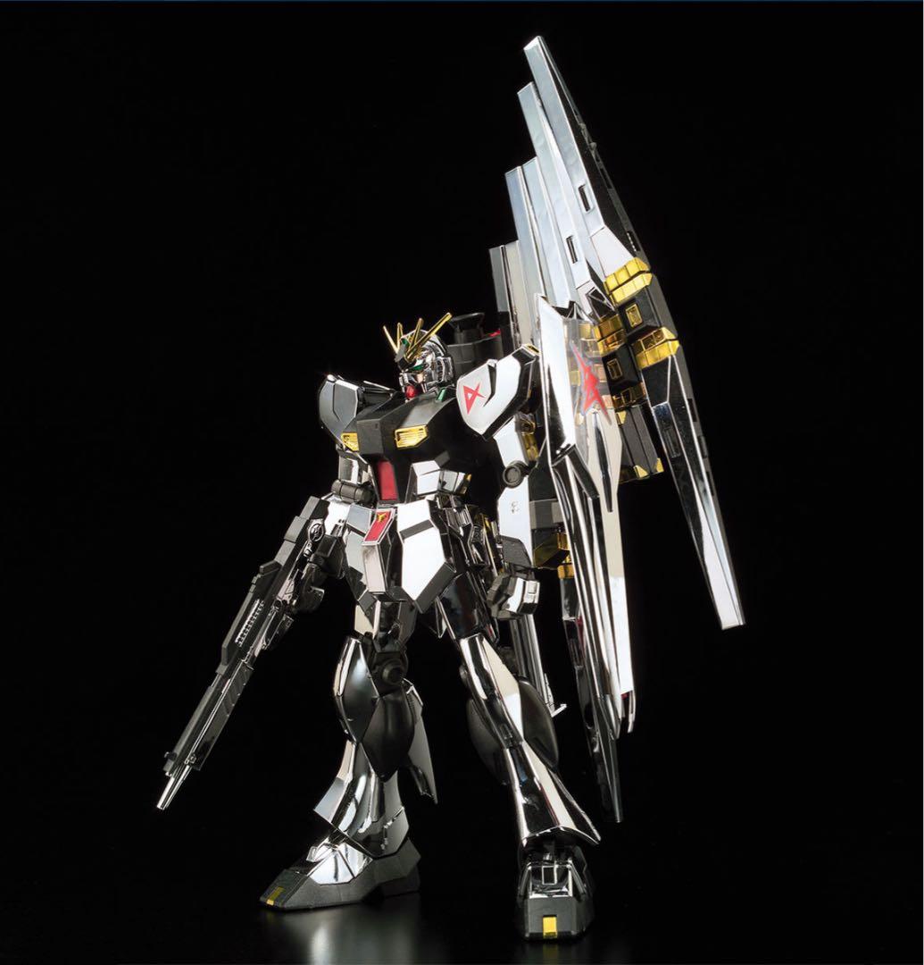 エイト HG 1／144 νガンダム vs サザビー ス