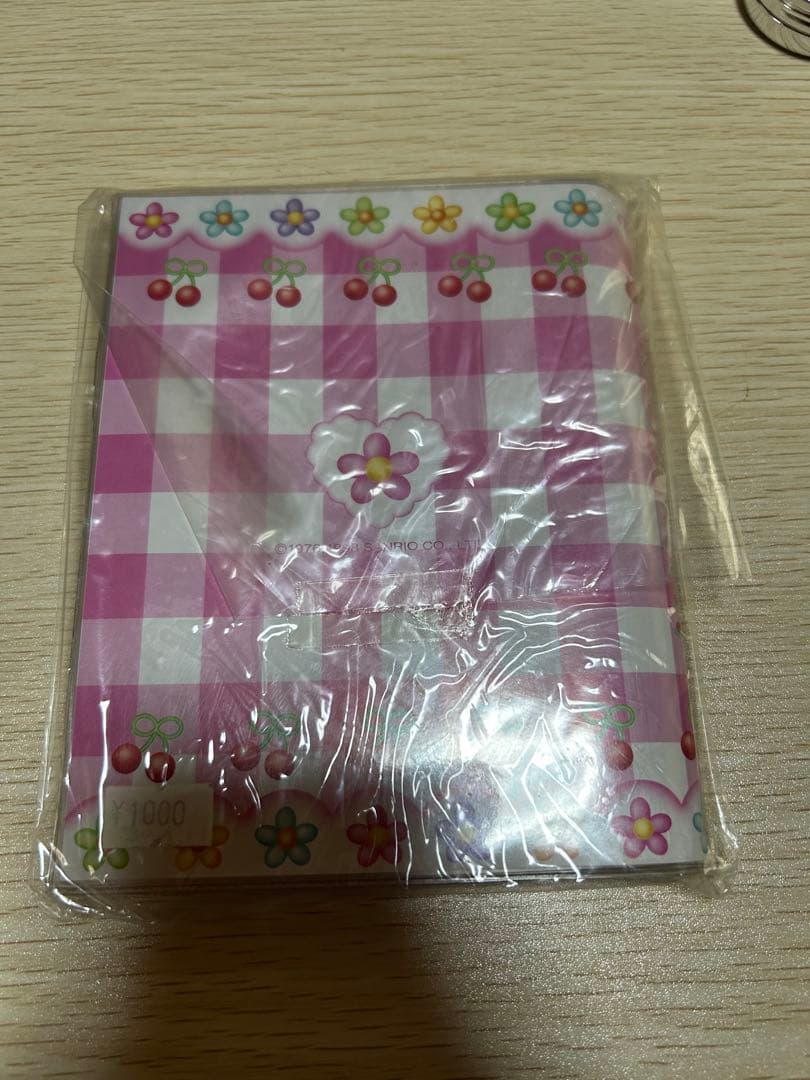 サンリオ　ハローキティ　サイン帳　プロフィール帳　さくらんぼ　レトロ