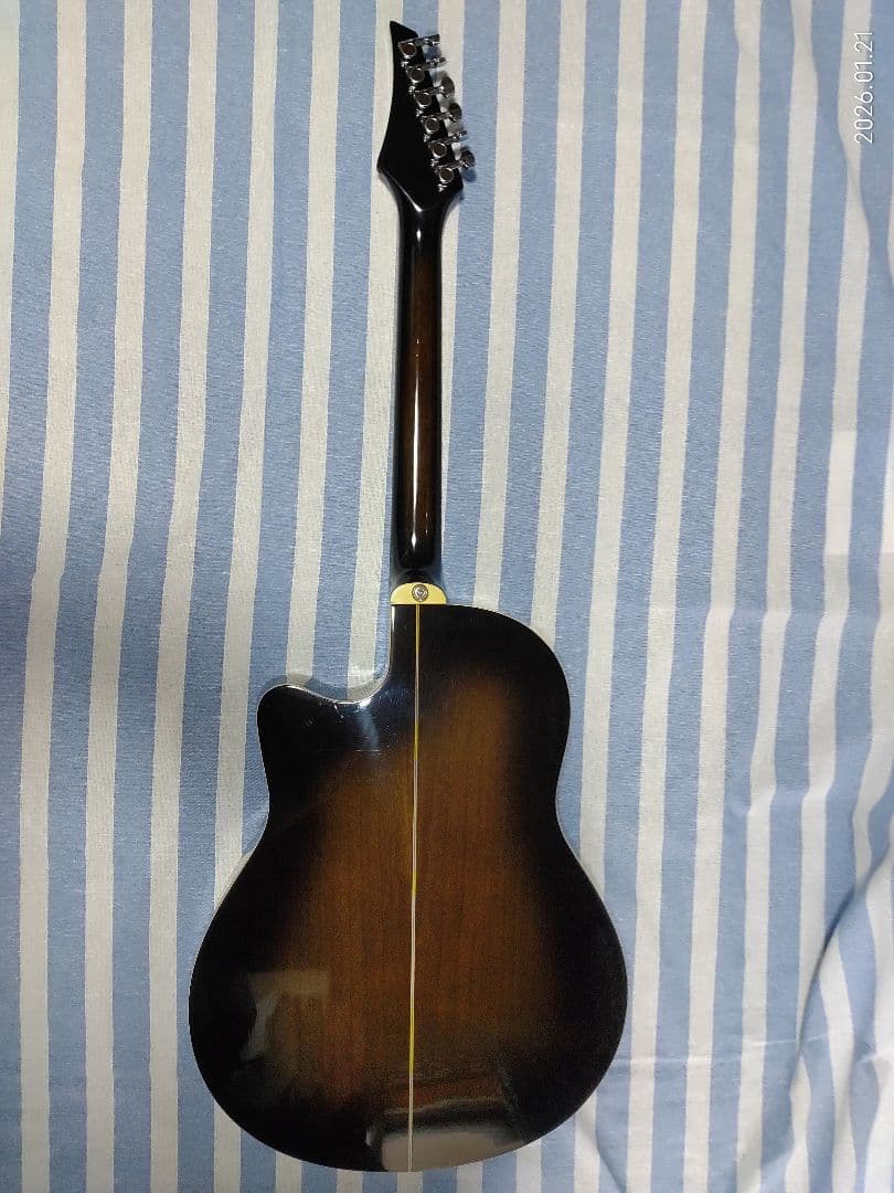 90年代のMorrisの上質エレアコースティックギターRumbler MR-1