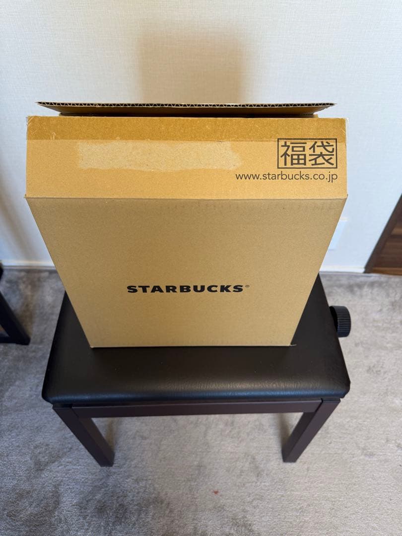 スターバックス 2025福袋