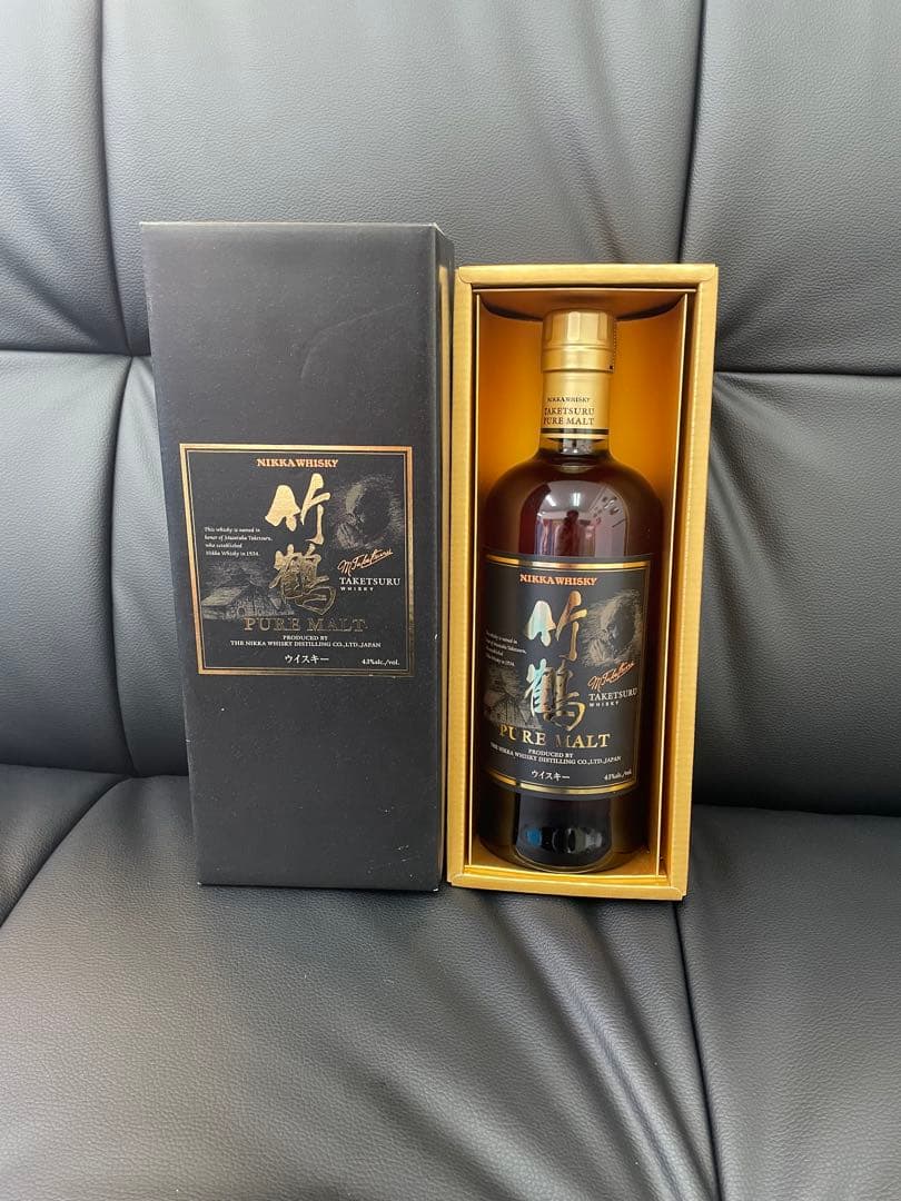 NIKKA WHISKY 竹鶴 PURE MALT 黒ラベル700ml 43%