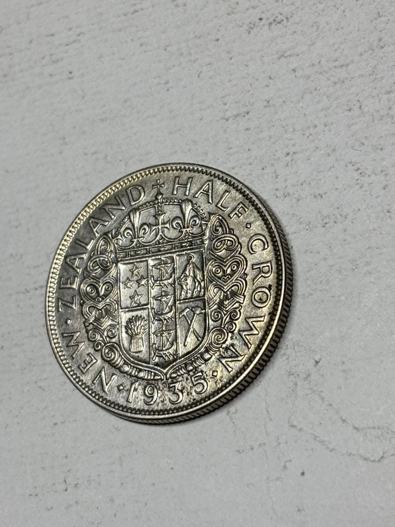 ニュージーランド　1/2クラウン銀貨　1935年　極美品　希少　レア　古銭