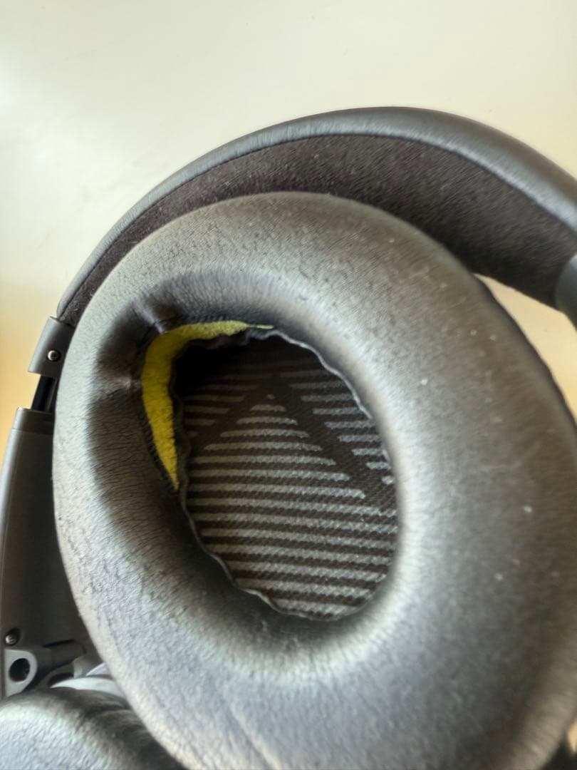 Bose 350 ワイヤレスヘッドホン ケース付き