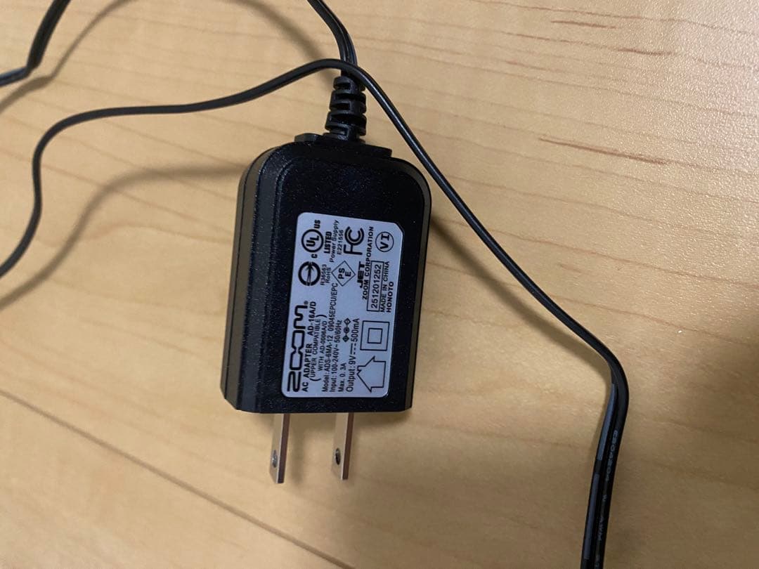 ZOOM G2 FOUR　ギター マルチエフェクター