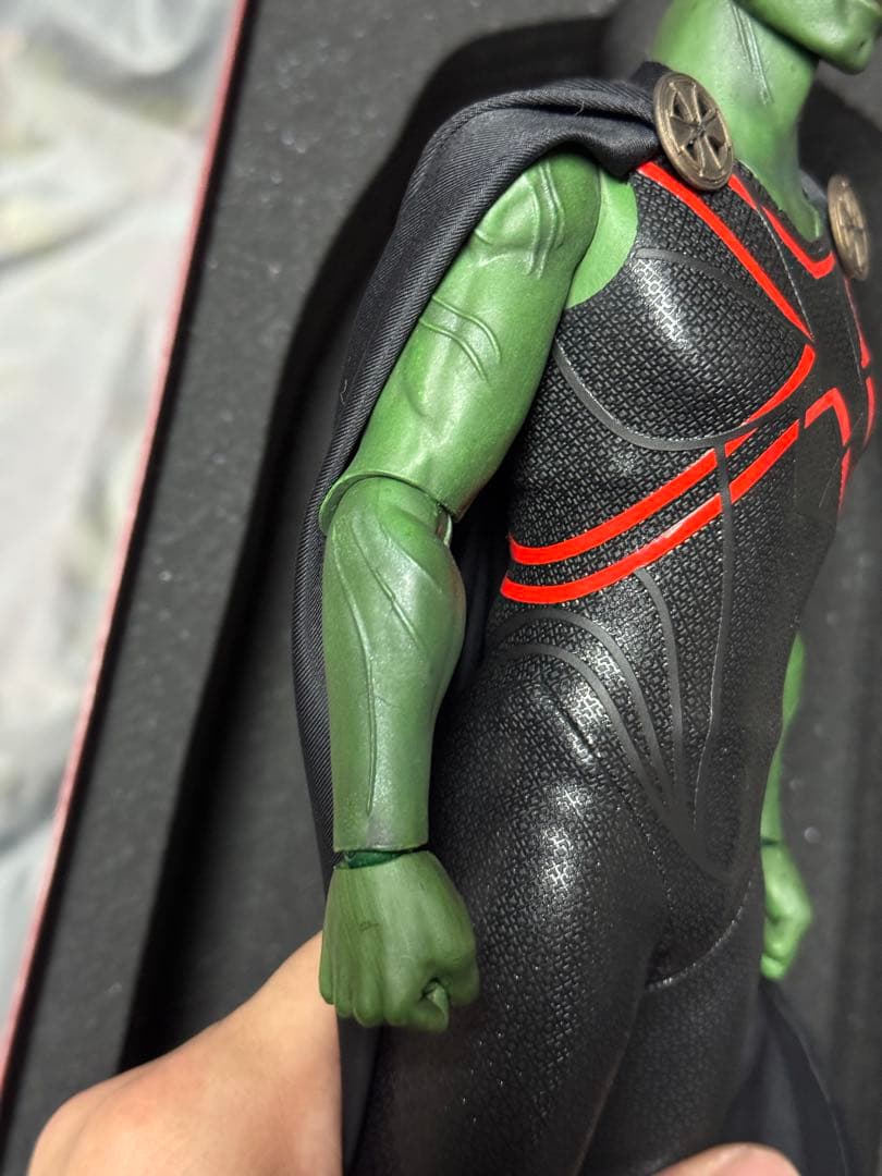 ジャスティスリーグスナイダーカットマーシャン・マンハンター 1/6 フィギュア
