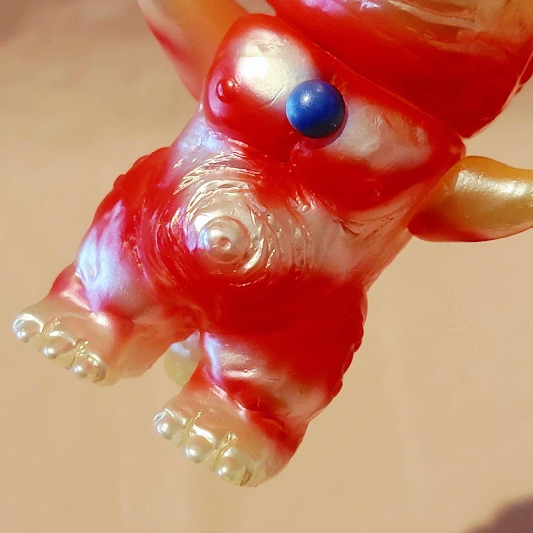 Dr.CHick EYE　ドクトチクアイ　ソフビ　蓄光　ウルトラマン