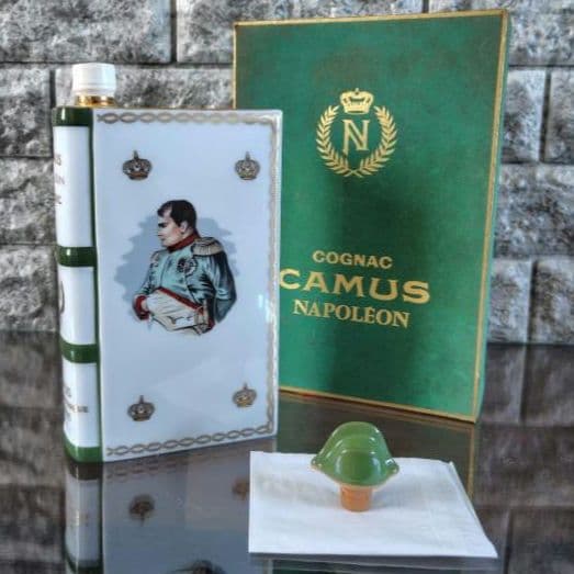 カミュ CAMUS ブック 陶器ボトル 未開栓×2 空容器×1 コニャック 古酒