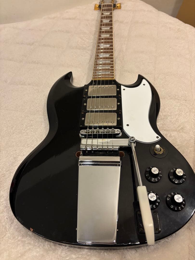 エドワーズ？SG Custom 3PU Maestro Vibrola 詳細不明