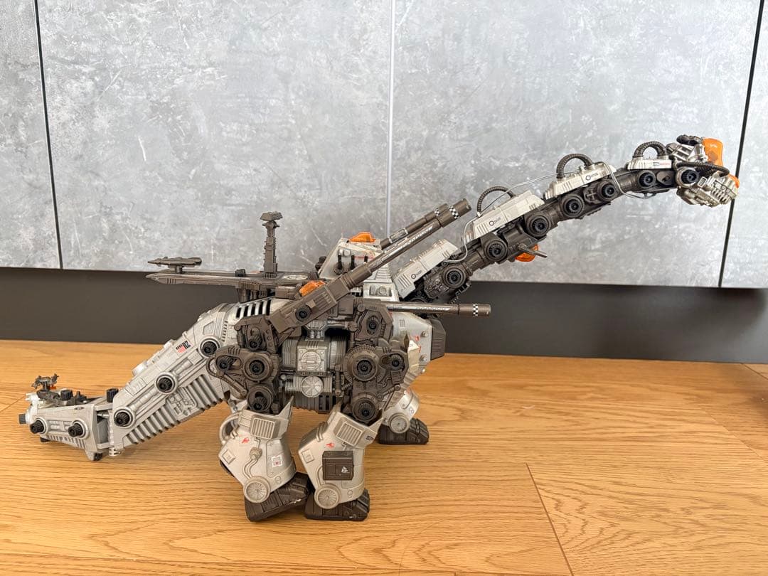 ゾイド ウルトラザウルス（ジャンク品）