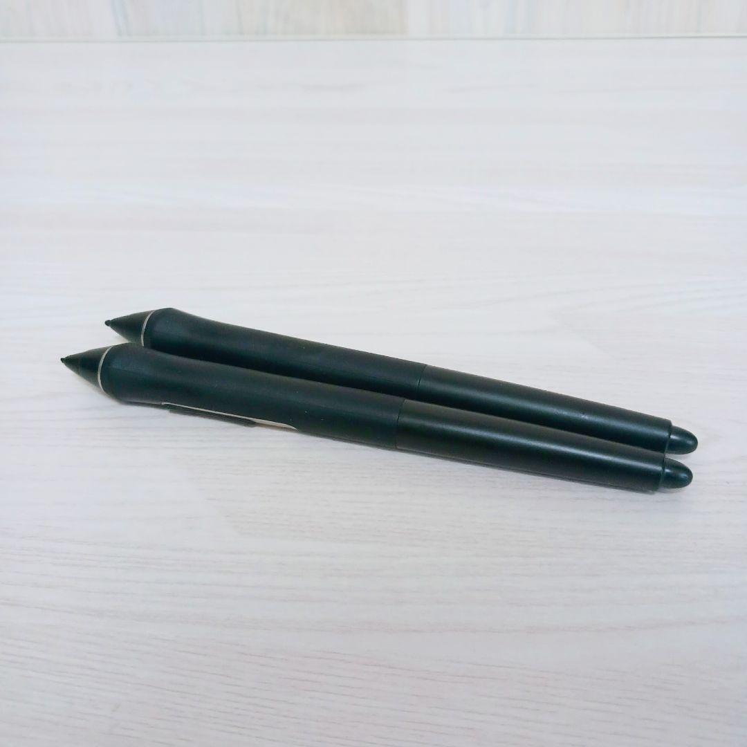 Wacom　Cintiq　22　DTK-2260　液タブ　ペン付　ペンタブレット