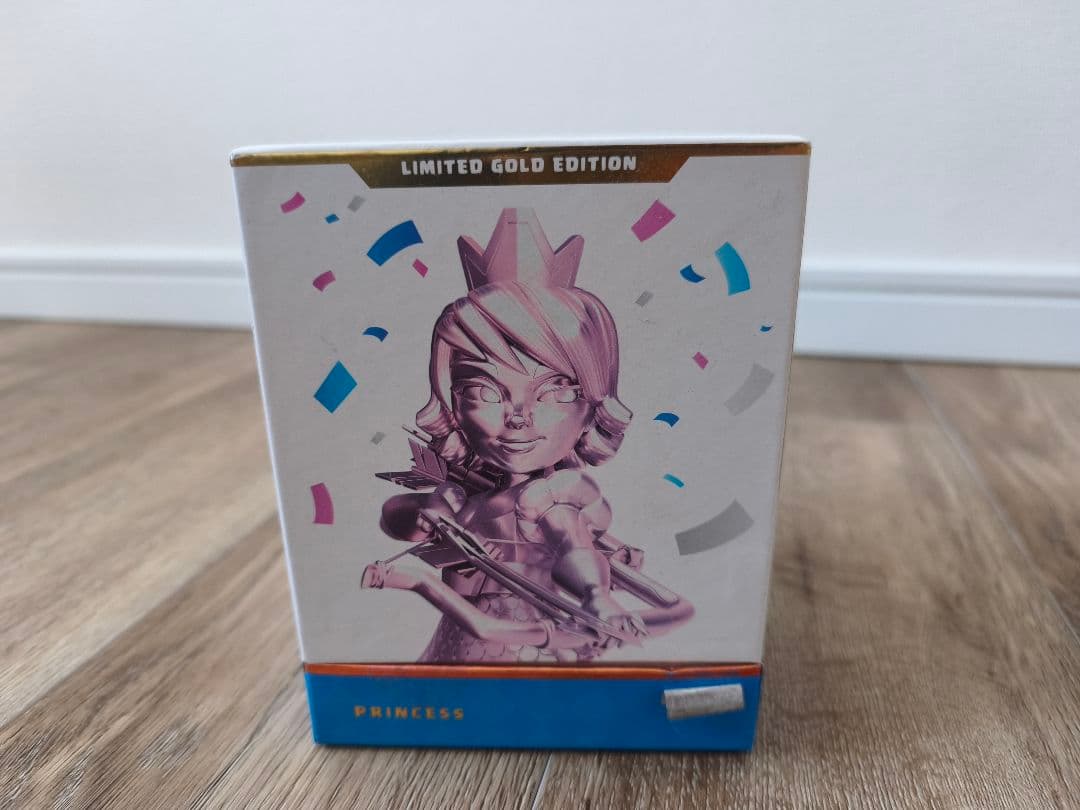 【希少非売品】クラロワ プリンセス フィギュア 限定ゴールドエディション