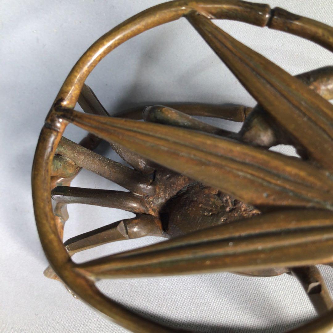 Ｍ９３２　蓋置　『銅製』『作家物』『笹蟹蓋置』　共箱　茶道具