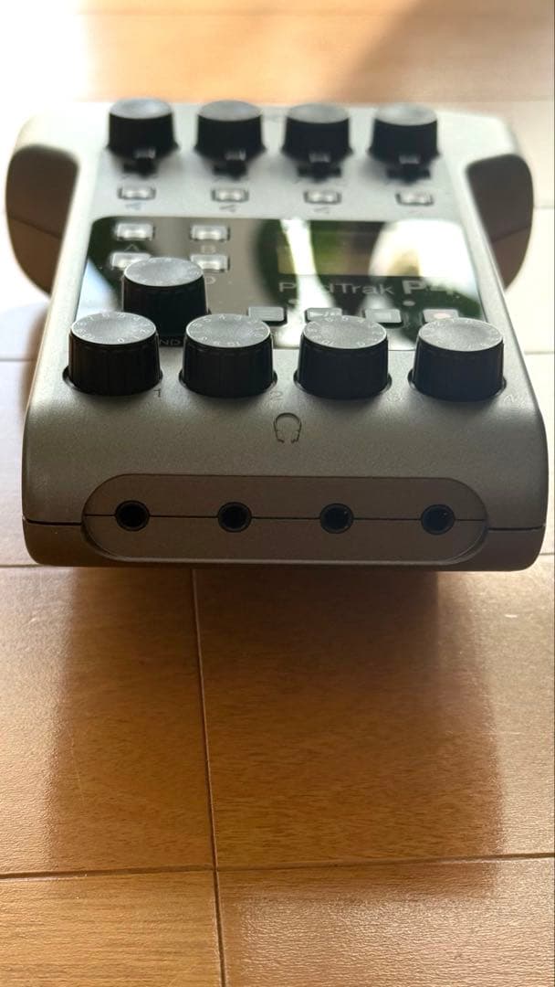 Zoom PodTrak P4 マルチトラックレコーダー SDカード付き
