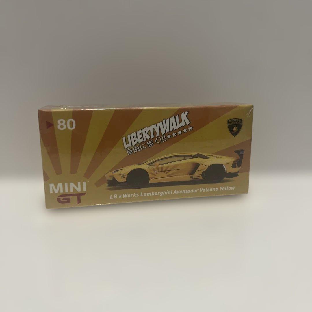 MINIGT ランボルギーニ アベンタドール