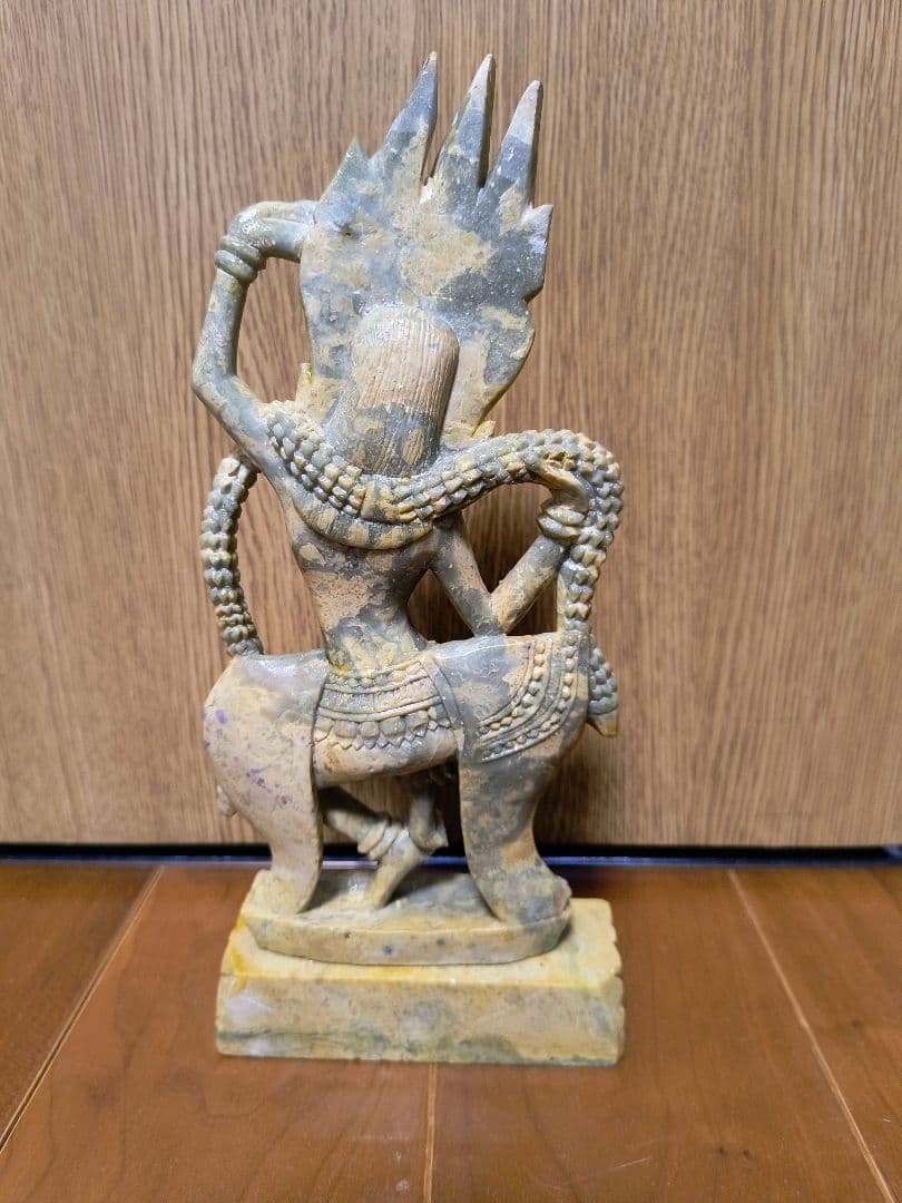 カンボジア　アプサラ像　翡翠　希少　レア　美品