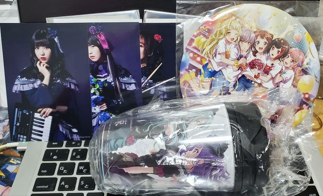 【非売品】バンドリ　グッズまとめ売り　タンブラー、缶バッジ、ブロマイド