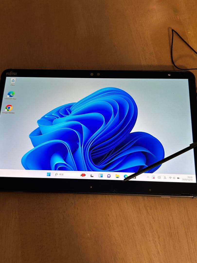 高性能タブレットPC i3 10世代 fujitsu arrows Q7310