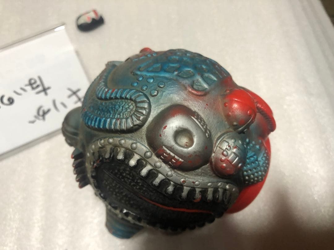 怪獣の貯金箱